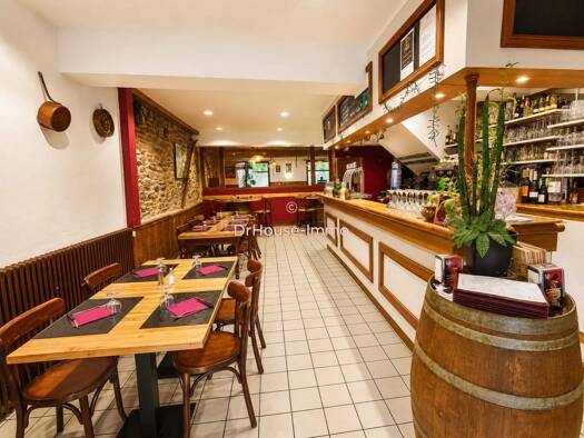 Épicerie / Alimentation Générale à vendre Fonds de commerce 170 000 € 2 pièces 250 m² de surface de vente Laruns 64440
