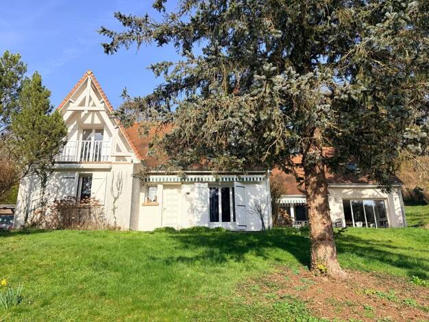 Maison à vendre 349 000 € 6 pièces 5 chambres 200 m² 2 510 m² de terrain Montgobert 02600