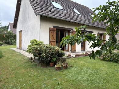 Maison à vendre 316 250 € 4 pièces 3 chambres 120 m² 552 m² de terrain Mont St Aignan 76130