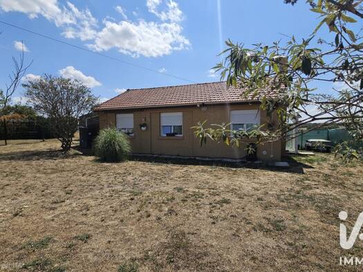 Maison de plain-pied à vendre 115 000 € 3 pièces 2 chambres 47 m² 416 m² de terrain Thury 21340