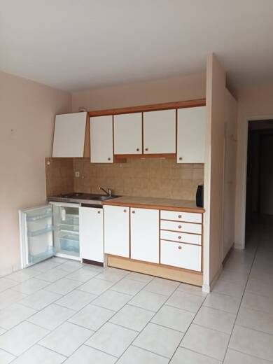 Appartement à louer 380 € 1 pièce 24 m² Centre Ville Montauban 82000