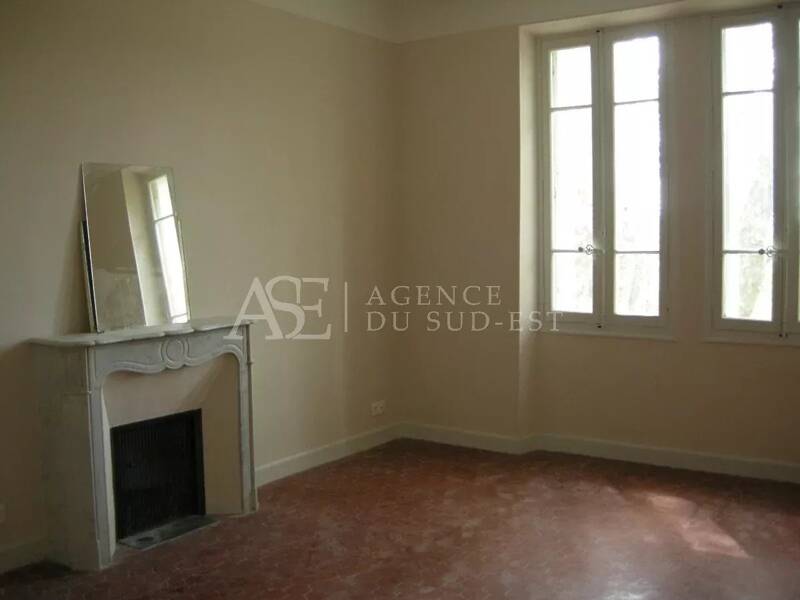 Maison à louer, 180m², LAMBESC