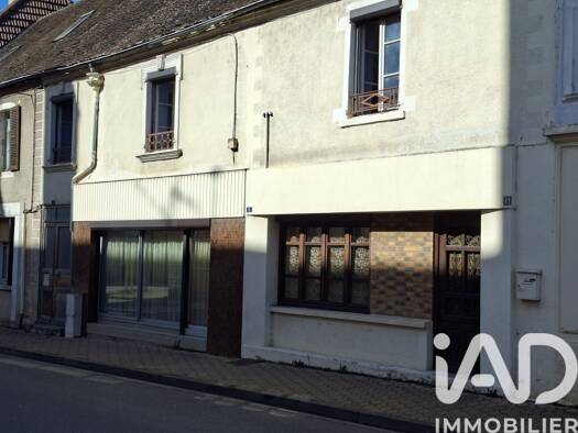 Maison à vendre 140 000 € 5 pièces 4 chambres 175 m² 100 m² de terrain Saint-Germain-du-Bois 71330