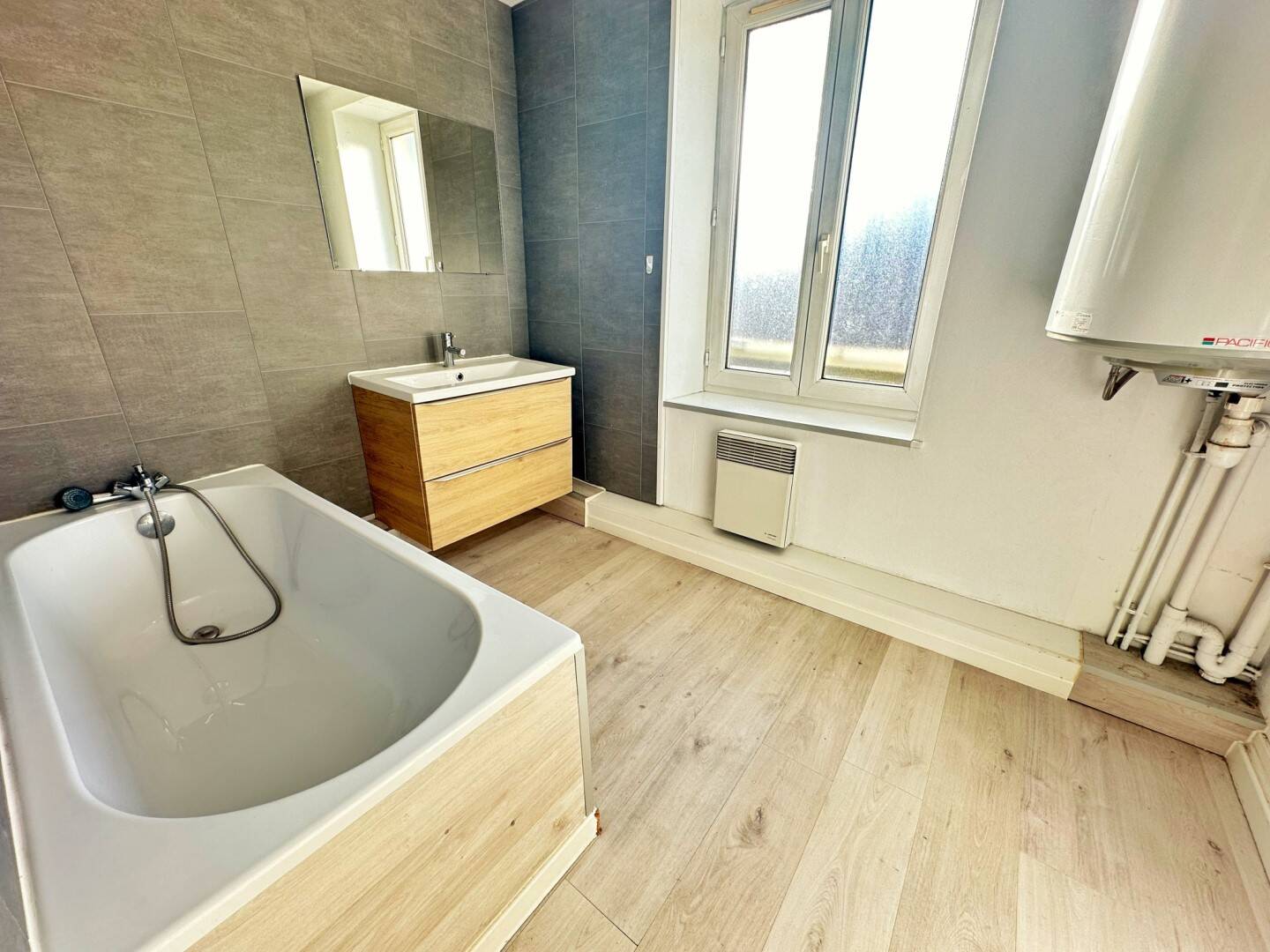 Maison à vendre, 71m², SAINT GEORGES DE RENEINS