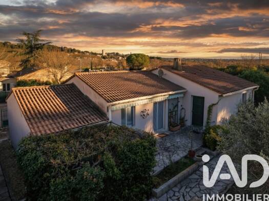 Maison de plain-pied à vendre 265 000 € 3 pièces 2 chambres 80 m² 580 m² de terrain Sommières 30250