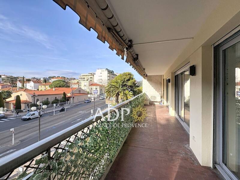 Maison à louer, 69m², CANNES