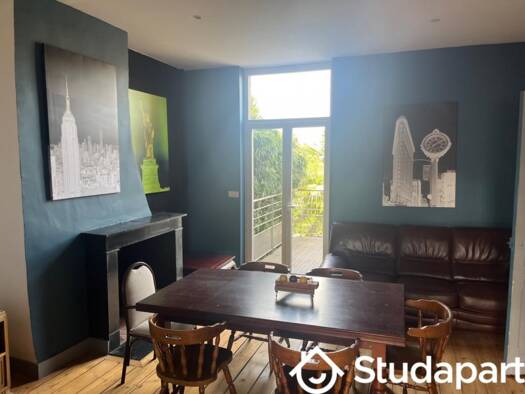 Studio à louer - logement étudiant 570 € 1 pièce 5 chambres 10 m² RDC Bourg Delivrance Lille 59160