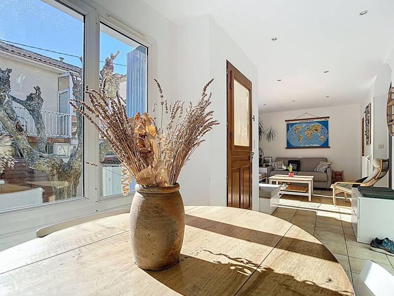 Maison à louer, 198m², MARSEILLE 12E