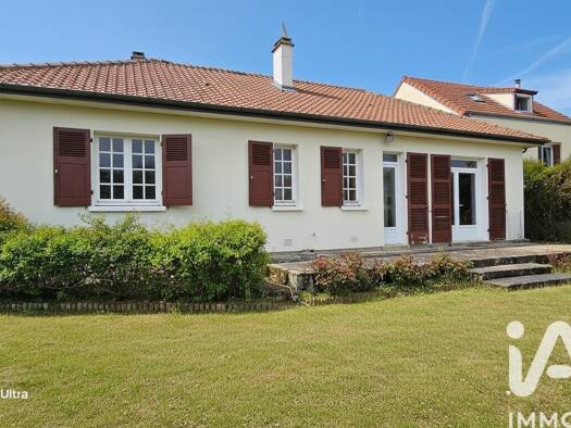 Pavillon à vendre 117 000 € 4 pièces 2 chambres 83 m² 1 890 m² de terrain Périphérie du Centre Ville Saint-Amand-Montrond 18200