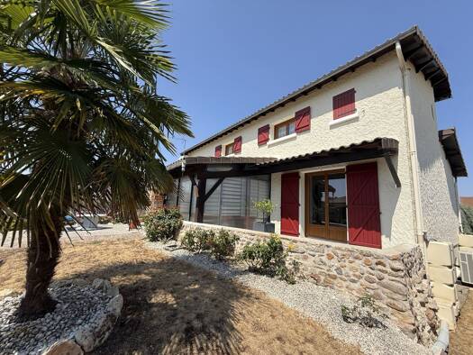 Maison à vendre 213 000 € 6 pièces 3 chambres 120 m² 1 034 m² de terrain Jardres 86800