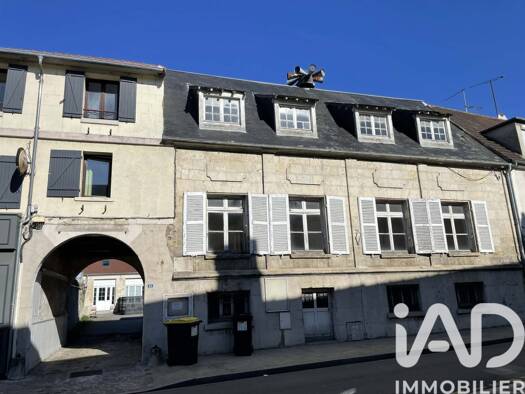 Immeuble à vendre 770 000 € 345 m² Verberie 60410