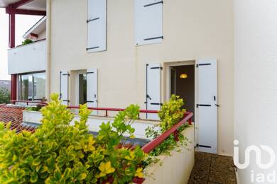 Appartement à vendre 269 000 € 3 pièces 2 chambres 74 m² Étage 1/2 Saint-Martin-de-Seignanx 40390