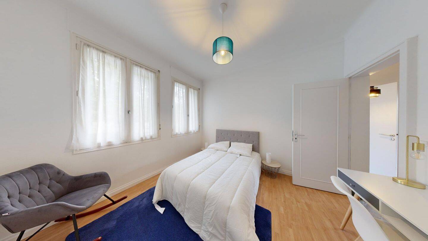 Maison 15 pièces — 12