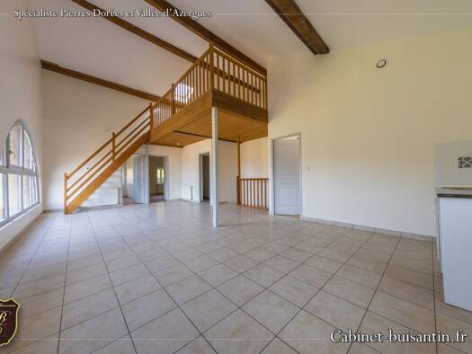 Appartement à vendre 247 250 € 5 pièces 4 chambres 105 m² Étage 2/3 Chessy 69380