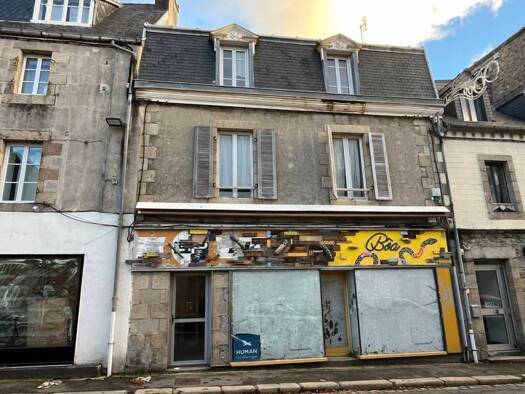 Immeuble à vendre 244 950 € 240 m² Centre Ville Saint-Pol-de-Léon 29250