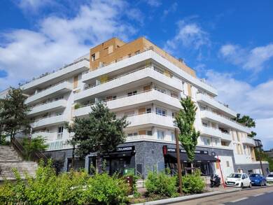 Appartement à louer 1 390 € 3 pièces 2 chambres 69,6 m² 1er étage Division Leclerc Châtenay-Malabry 92290