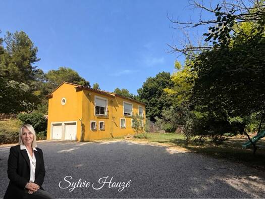 Maison à vendre 620 000 € 5 pièces 4 chambres 219 m² 5 869 m² de terrain Étang de l'Olivier-Domaine de Sulauze Istres 13800