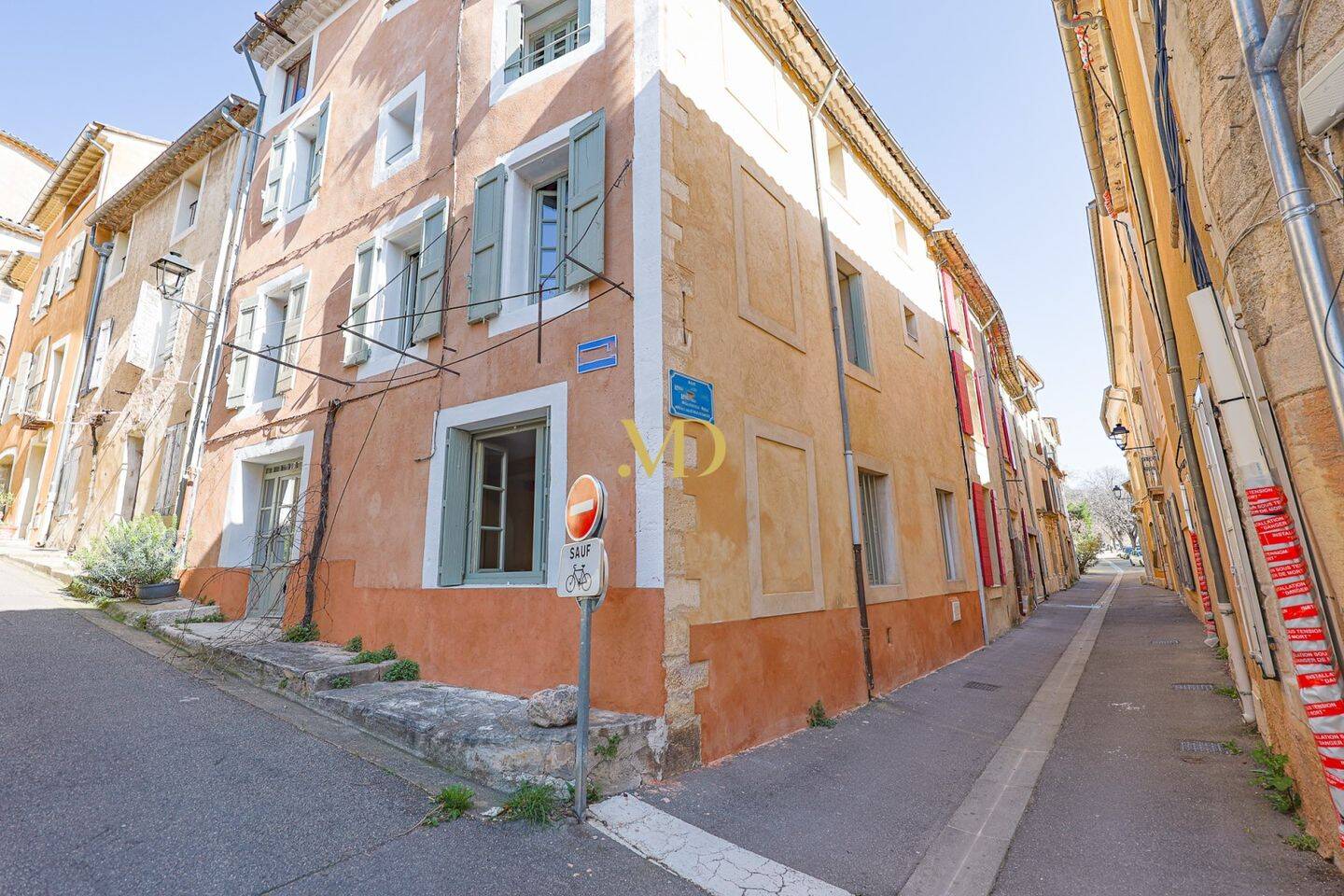 Maison à vendre, 150m², SAINT SATURNIN LES APT