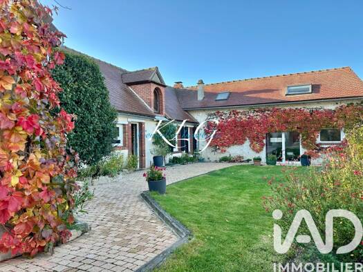 Maison à vendre 419 000 € 8 pièces 5 chambres 219 m² 925 m² de terrain Coltainville 28300