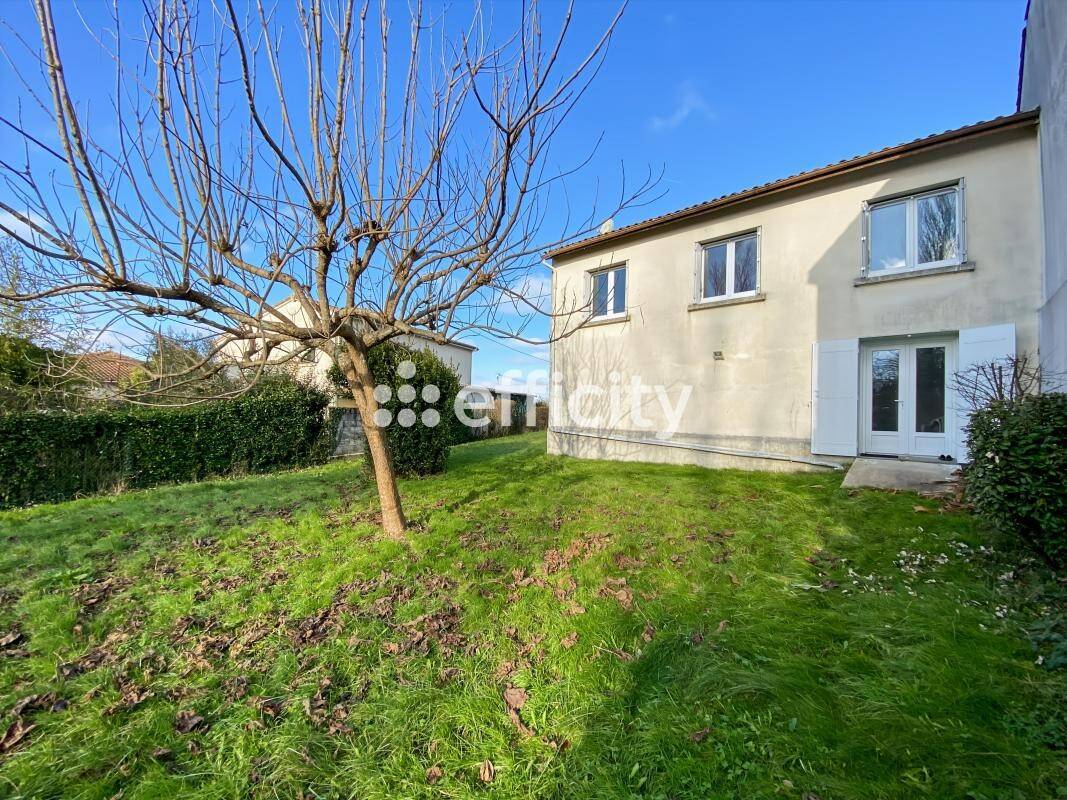 Maison à vendre, 84m², MONTENDRE