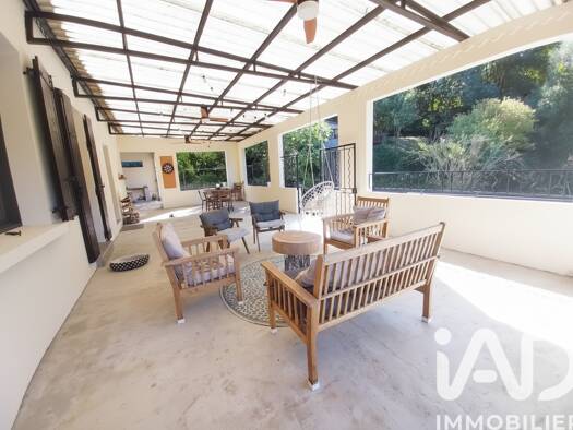 Maison à vendre 419 000 € 5 pièces 4 chambres 160 m² 3 000 m² de terrain Saint-Jean-du-Pin 30140