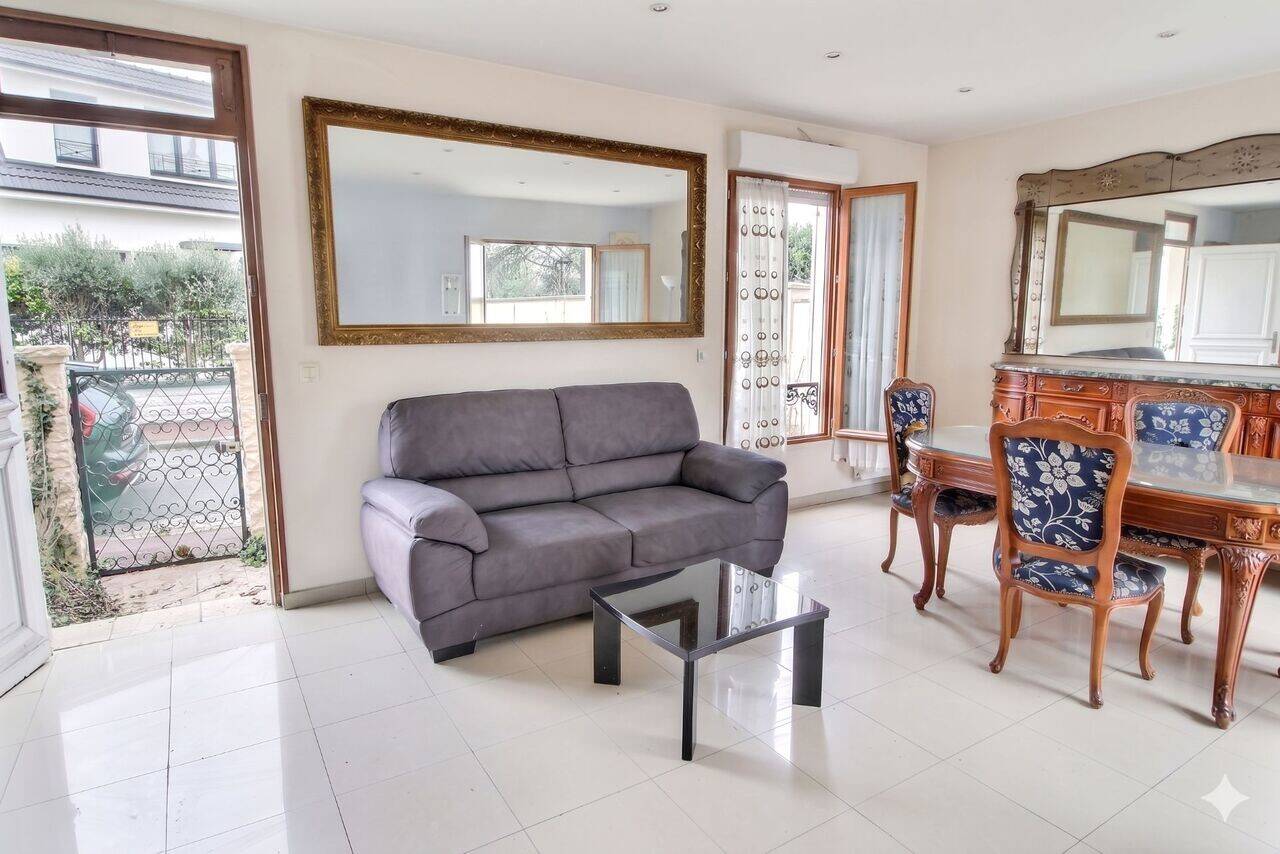 Maison à vendre, 72m², SAINT MAUR DES FOSSES