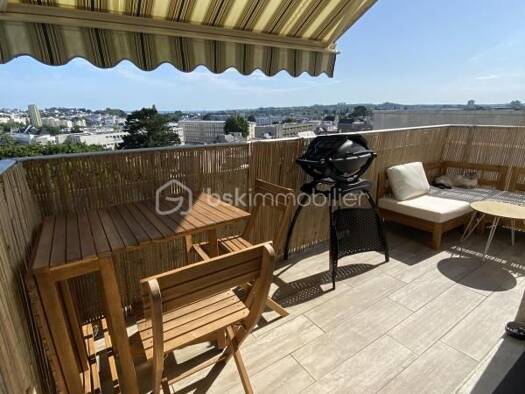 Appartement à vendre 220 000 € 4 pièces 2 chambres 78 m² RDC/6 Lambézellec Brest 29200