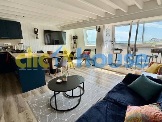 Appartement à vendre 279 900 € 3 pièces 2 chambres 61 m² Étage 2/3 Bernieres sur Mer 14990