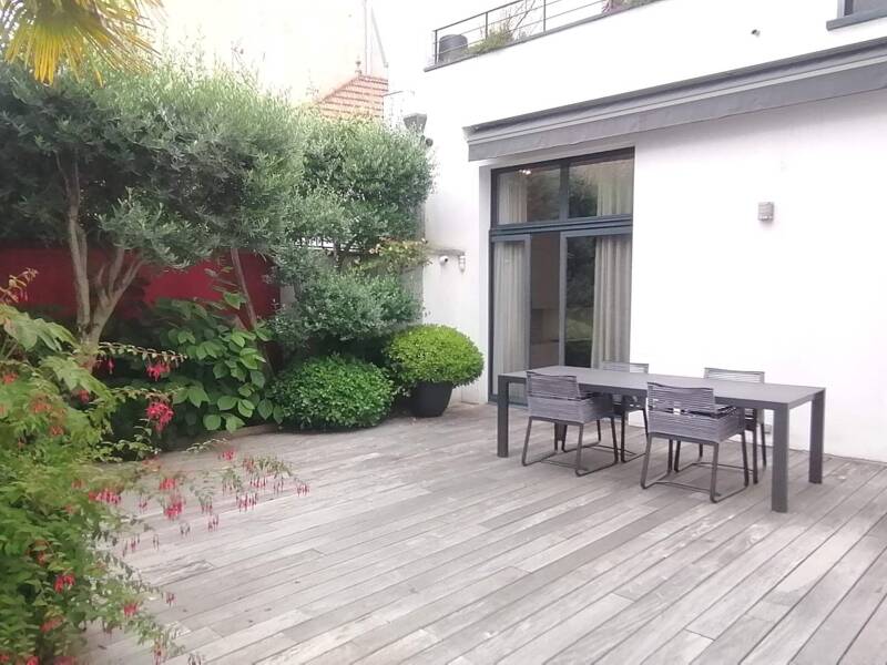 Maison à louer, 465m², PARIS 15E