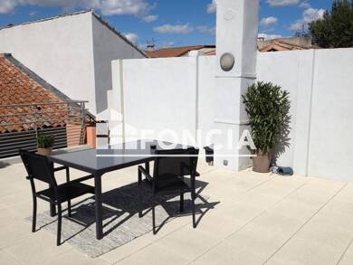 Appartement à louer 723 € 3 pièces 2 chambres 52 m² 1er étage Carmes-Infirmieres-Thiers Avignon 84000
