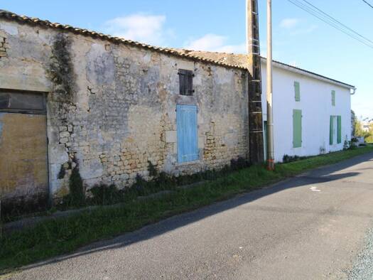 Maison à vendre 33 000 € 2 pièces 1 chambre 47 m² 420 m² de terrain Nieulle-sur-Seudre 17600