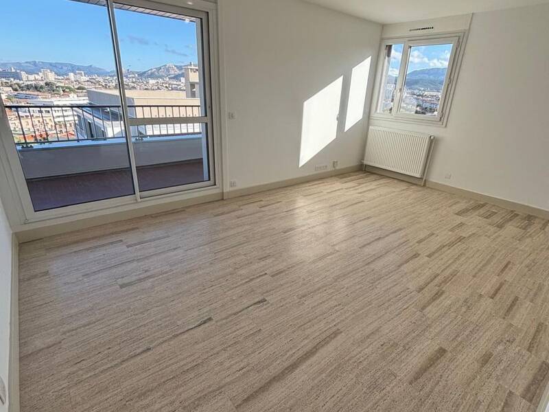 Maison à louer, 89m², MARSEILLE 8E