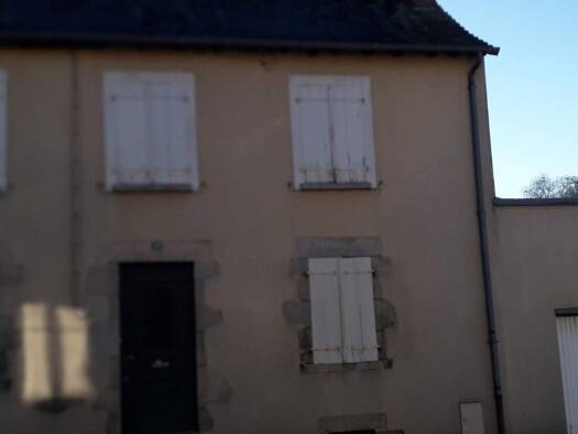 Maison à vendre 80 560 € 6 pièces 2 chambres 103,9 m² 253 m² de terrain Nexon 87800