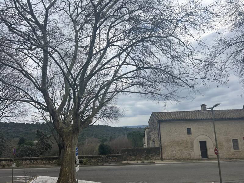 Maison à louer, 51m², UZES