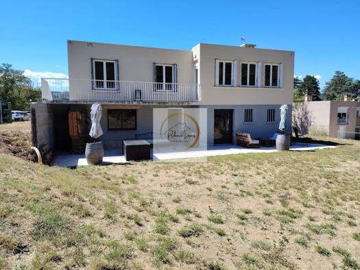 Maison à vendre 239 000 € 4 pièces 3 chambres 107 m² 846 m² de terrain Saint-Vallier 26240