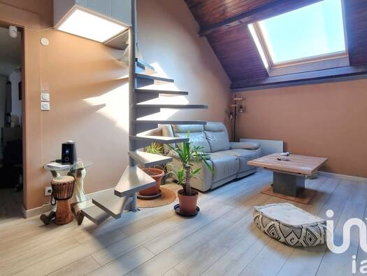 Duplex à vendre 78 000 € 2 pièces 1 chambre 56 m² Étage 5/5 Grand Grésil-Stade Vesoul 70000