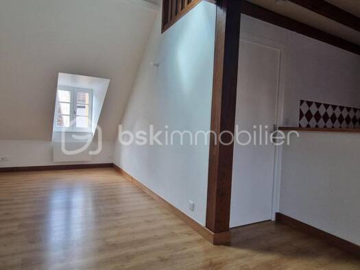Appartement à vendre 130 000 € 3 pièces 1 chambre 49 m² Étage 2/2 Rive du Loing Nemours 77140