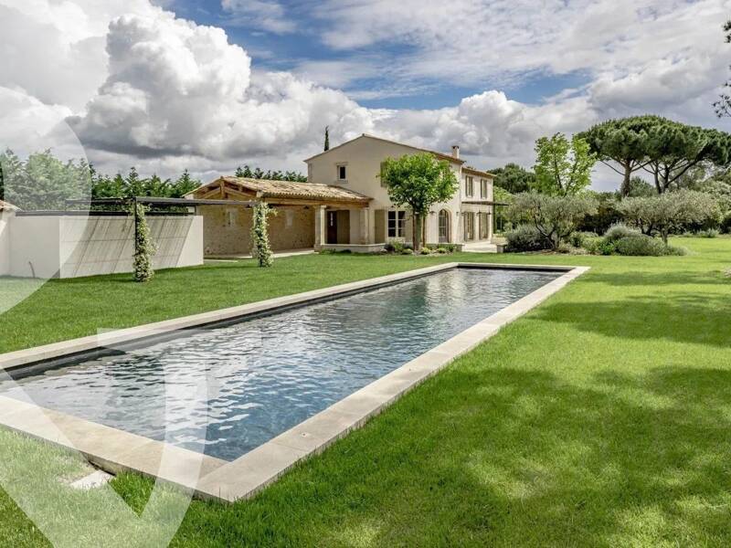 Maison à vendre, 203m², EYGALIERES