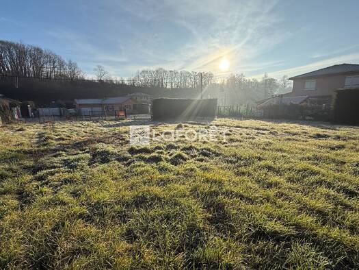 Terrain constructible à vendre 79 900 € 793 m² de terrain Champier 38260