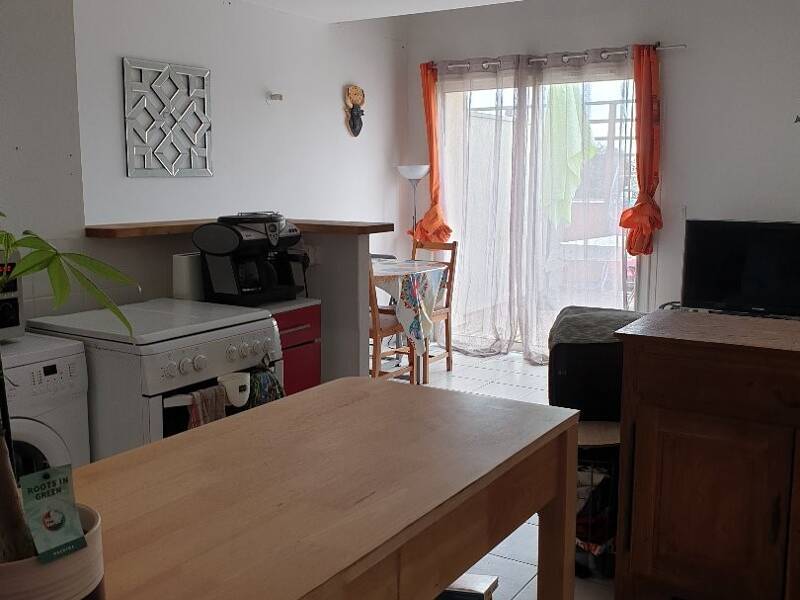 Maison à louer, 46m², GALLARGUES LE MONTUEUX