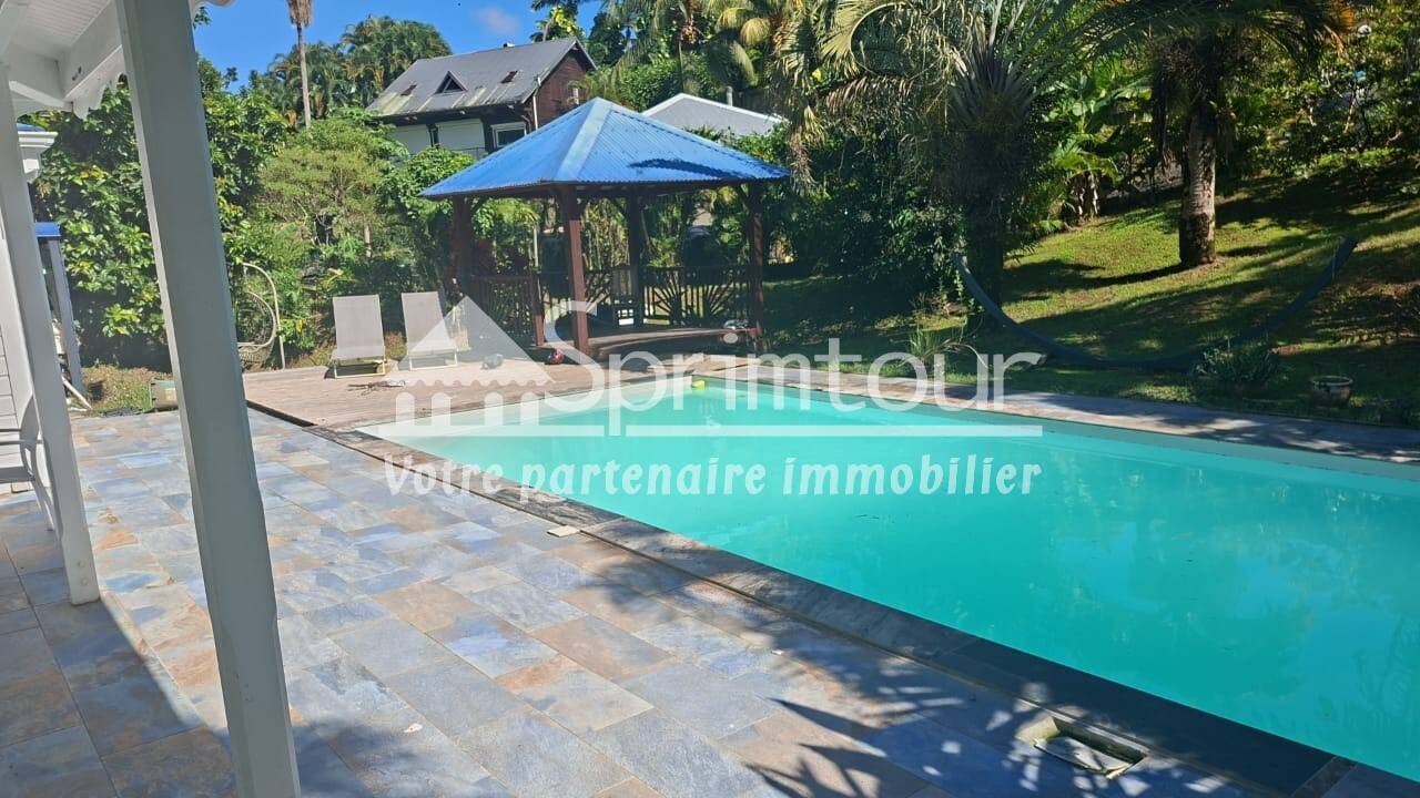 Maison à vendre, 117m², PETIT BOURG