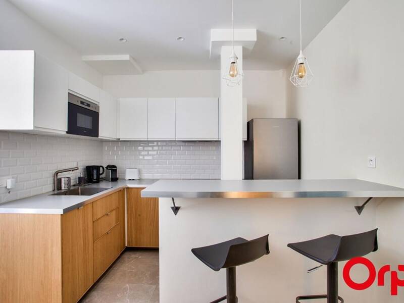 Maison à louer, 32m², PARIS 16E