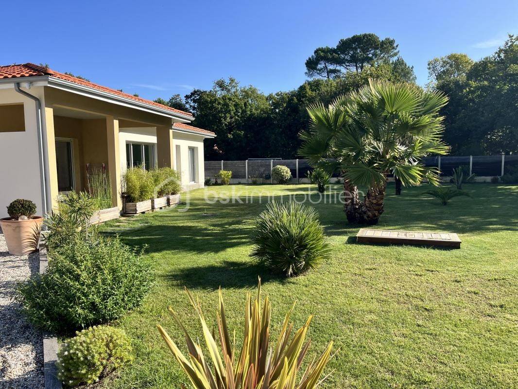 Maison à vendre, 108m², SOULAC SUR MER