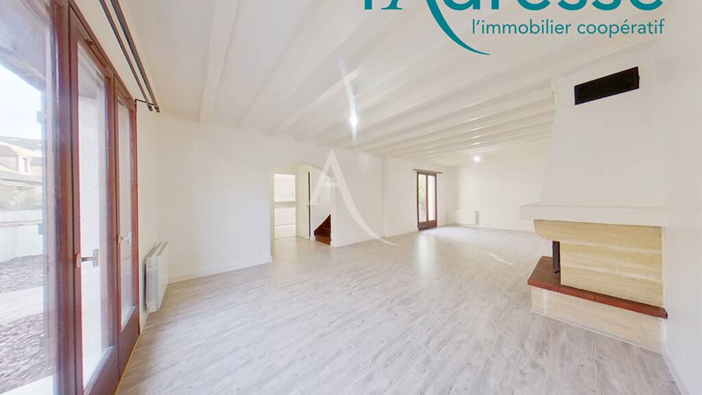 Maison à louer 1 791 € 5 pièces 3 chambres 102 m² 300 m² de terrain Grenouillère-Marnois-Rive de Marne Noisy le Grand 93160