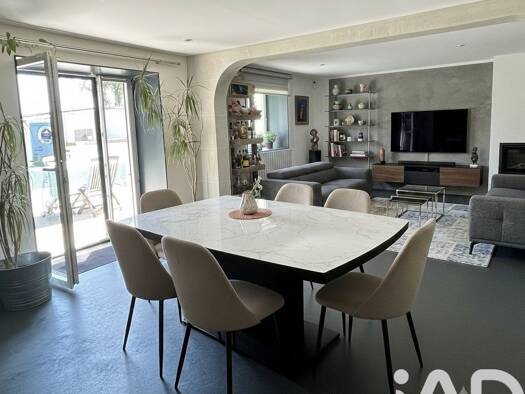 Maison à vendre 399 000 € 6 pièces 4 chambres 174 m² 819 m² de terrain La Vallée Divatte-sur-Loire 44450