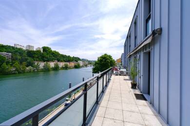 Appartement à vendre 595 000 € 5 pièces 4 chambres 107 m² 5ème étage Vaise-Rochecardon-Industrie Lyon 9ème 69009
