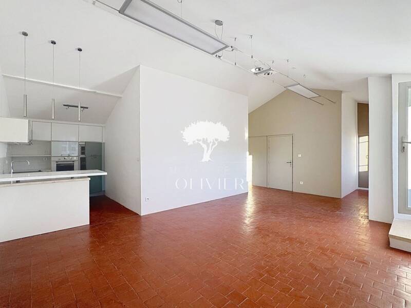 Maison à louer, 71m², APT