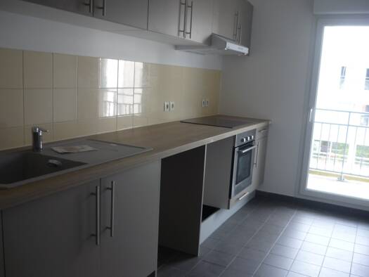 Appartement à louer 819 € 3 pièces 2 chambres 79,5 m² 3ème étage Vandœuvre-lès-Nancy 54500