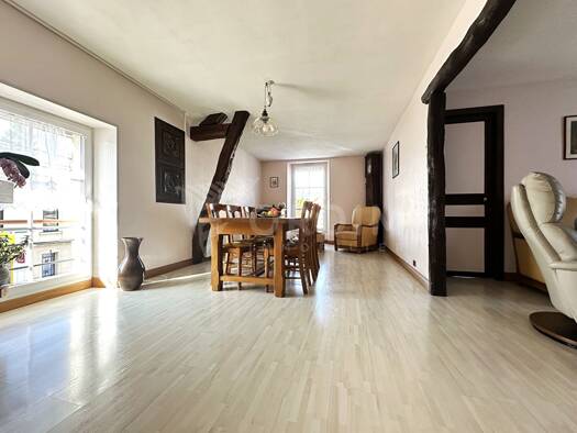 Duplex à vendre 99 000 € 4 pièces 3 chambres 80 m² RDC Rive Gauche Joigny 89300