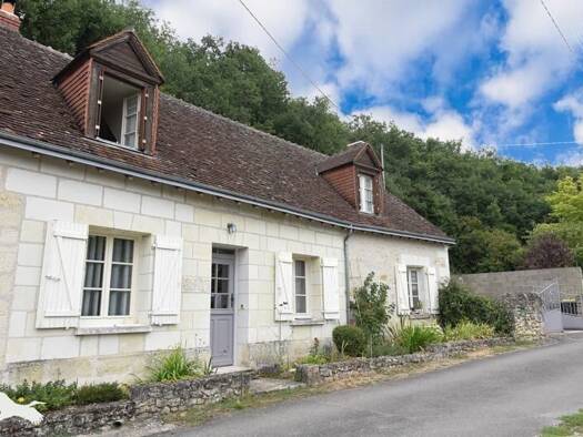 Maison de plain-pied à vendre 265 500 € 5 pièces 3 chambres 130 m² 889 m² de terrain Francueil 37150